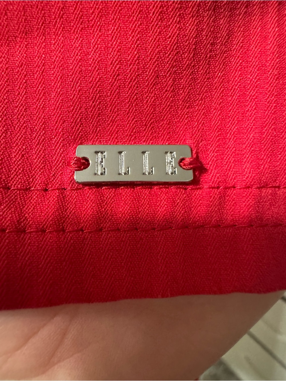 Elle Women’s Red Scrub Top - Picture 3 of 16